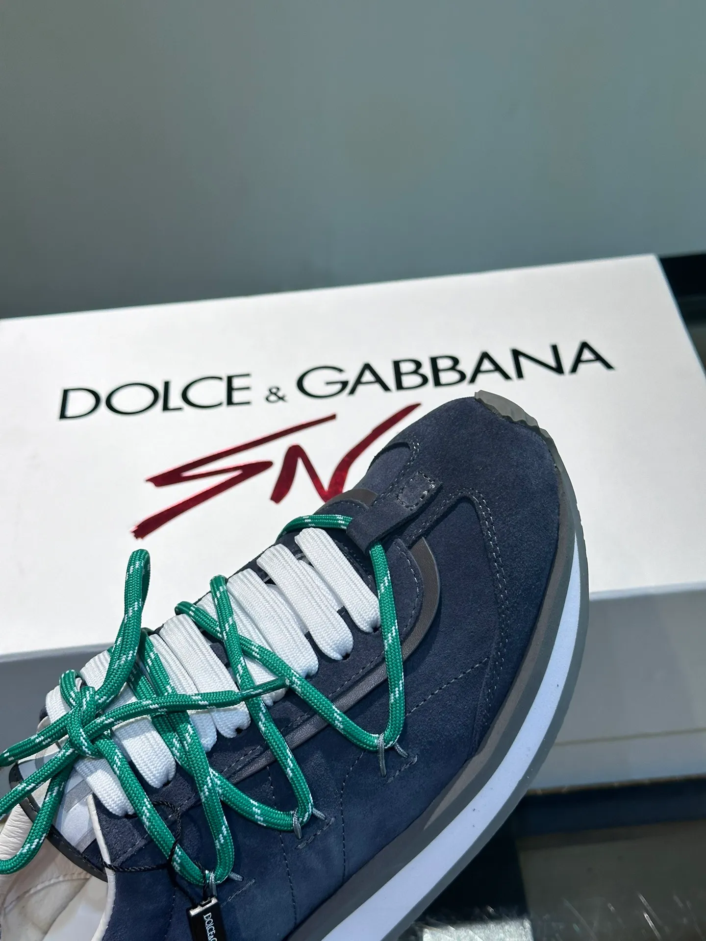 Men's shoes 💰p460 "DG" new men's casual sports shoes! The contrasting color design is eye-catching, fashionable and versatile, and can add luster to various looks. The exquisite design with unique dynamic vitality and modern atmosphere shows modern elegance. Size: 38-44 (45 customized)